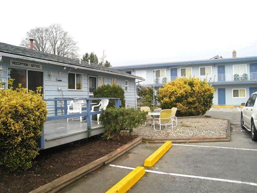 Beach Grove Motel Tsawwassen Exterior photo